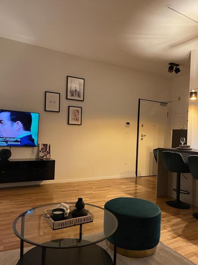 Tadea Apartment ซาเกร็บ ภายนอก รูปภาพ