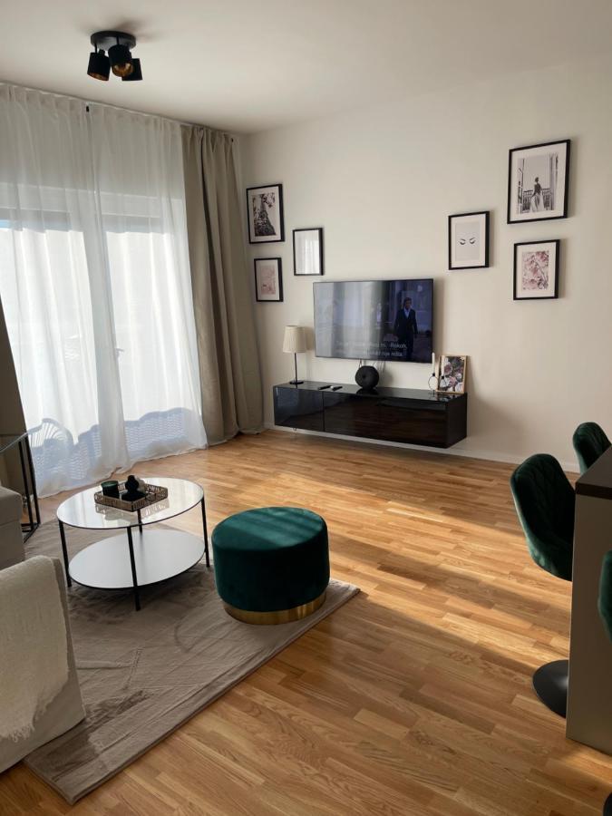 Tadea Apartment ซาเกร็บ ภายนอก รูปภาพ